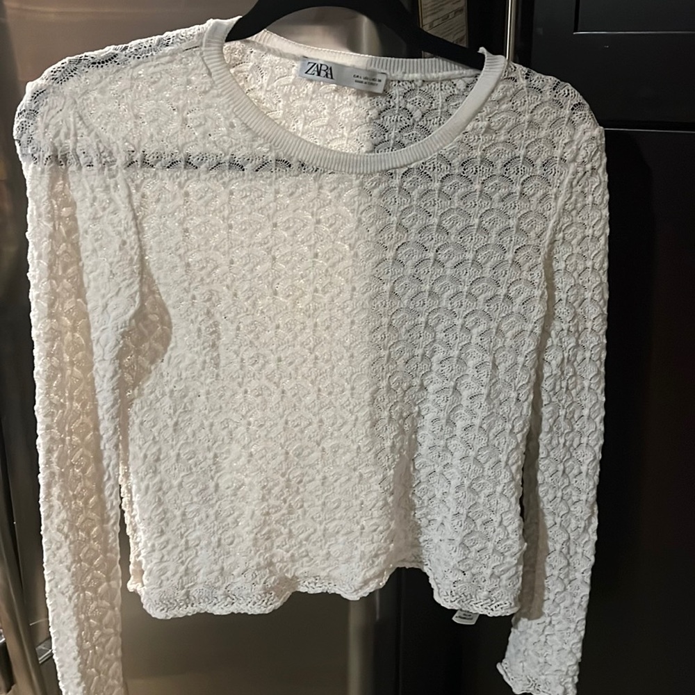 Zara off white sweater top